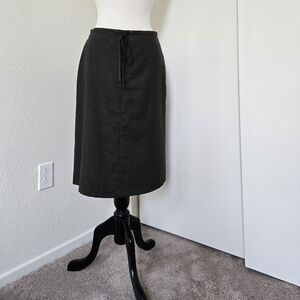 Banana Republic Stretch Olive Green A-line  Midi Skirt Wool Blend size 6